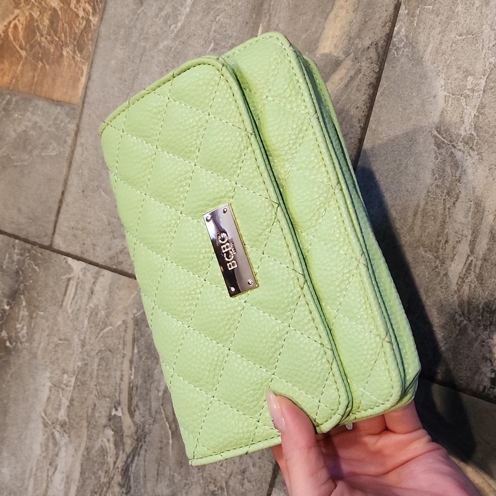 BCBG Paris Mint Wallet on Chain